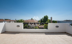 Large 2 bedroom furnished apartment for sale in Livadia