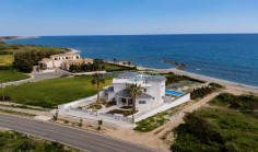 5 bedroom detached villa for rent Larnaca 