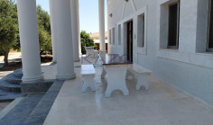 Spacious furnished six bedroom house in quiet Asomatos 