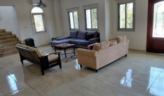 Spacious furnished six bedroom house in quiet Asomatos 