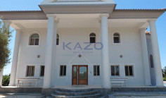 Spacious furnished six bedroom house in quiet Asomatos 
