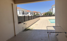 For sale: 3 bedroom spacious house in Pyla with swimming pool 