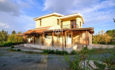 3 bedroom villa for sale in Pyrga