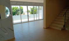 4 bedroom house 162 m2 for sale in Geri