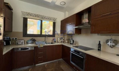 Three bedroom Pegeia villa with private pool 