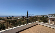 Three bedroom Pegeia villa with private pool 