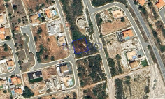 Large plot for sale in quiet Zanakia area , Limassol