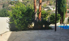 Furnished three bedroom house with pool in Apsiou 
