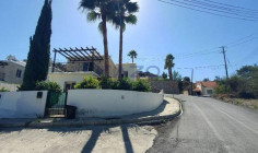 Furnished three bedroom house with pool in Apsiou 