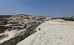 Building plot for sale in quiet Agios Tychonas , Limassol