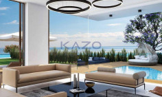 Sea front villa with pool and sea view 