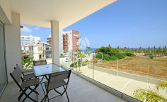 Luxury 3 bedroom furnished apartment with swimming pool for sale in Protaras