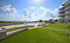 Luxury 3 bedroom furnished apartment with swimming pool for sale in Protaras
