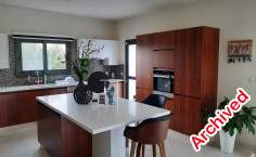 5 bedroom house for sale in Pera 5 bedroom house for sale in Pera
