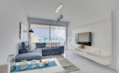 2 bedroom furnished apartment with swimming pool to rent in Mackenzie Beach