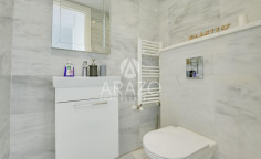 2 bedroom furnished apartment with swimming pool to rent in Mackenzie Beach