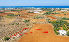 Residential 635 m2 for sale in Deryneia, Famagusta