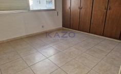 Top floor 3 bedroom apartment in vibrant Omonoia 