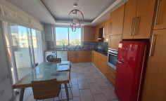 Spacious furnished three bedroom apartment in Kapsalos 