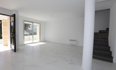 Spacious 4 bedroom house to rent in Strovolos