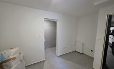 Luxury 3 bedroom apartment to rent in Agioi Omologites