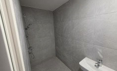 Luxury 3 bedroom apartment to rent in Agioi Omologites