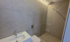 Luxury 3 bedroom apartment to rent in Agioi Omologites