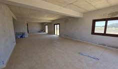 8 bedroom house to rent in Agia Thekla