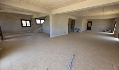 8 bedroom house to rent in Agia Thekla