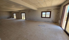 8 bedroom house to rent in Agia Thekla