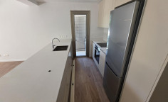 Large 2 bedroom apartment to rent in Lykabittos
