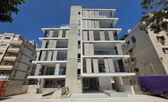 3 bedroom apartment to rent in Lykabittos