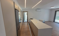 3 bedroom apartment to rent in Lykabittos