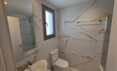 3 bedroom apartment to rent in Lykabittos