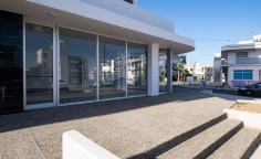 Commercial for sale in Strovolos