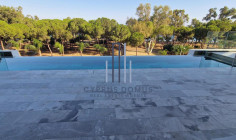 For rent 2 bedroom seafront apartment in Germasogeia For rent 2 bedroom seafront apartment in Germasogeia