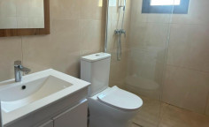 2 bed apartment to rent in Aglantzia
