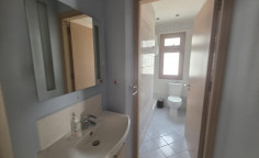 3 bedroom apartment for sale in Agioi Omologites