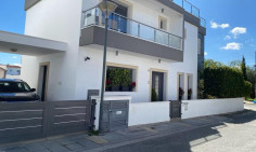 3 bedroom house to rent in Geri