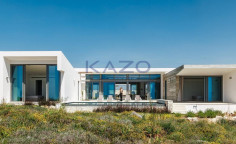 Modern villa with sea view and pool for sale 