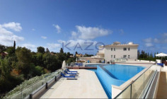 Modern south facing 2 bedroom furnished apartment in Tala 