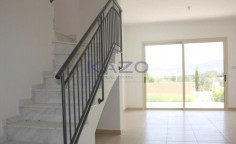 3 bedrooms - townhouse - Pafos - for sale - -2056 