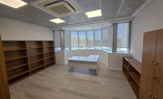 Commercial 400 m2 to rent in Engomi