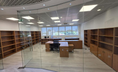 Commercial 400 m2 to rent in Engomi