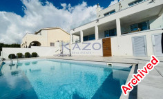 Spacious furnished villa with pool in Episkopi 