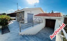 Spacious furnished villa with pool in Episkopi 