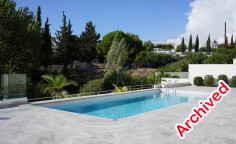 Spacious furnished villa with pool in Episkopi 