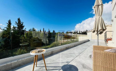 Spacious furnished villa with pool in Episkopi 