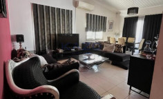 Fully furnished 3 bedroom upper level apartment in Kapsalos 