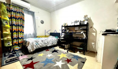Fully furnished 3 bedroom upper level apartment in Kapsalos 